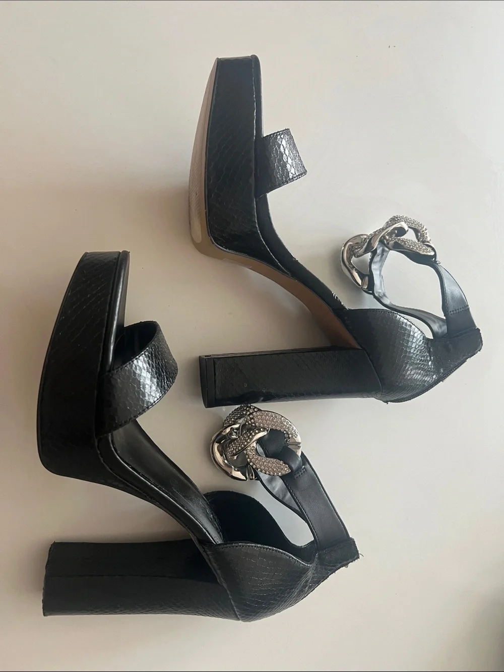 Karl Lagerfeld Paris Alisha crystal chain ankle strap Sandals size 10 NWD
